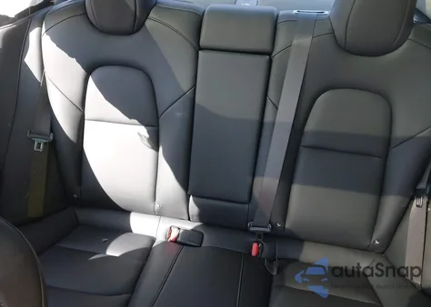 2018 Tesla Model 3 Long Range/Performance из США, поврежденный, VIN 5YJ3E1EB5JF067193